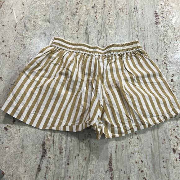 Staud Zoey shorts - Picture 2 of 3